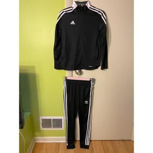 Adidas 2 piece set for boys